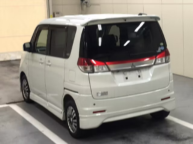 MITSUBISHI DELICA D:2