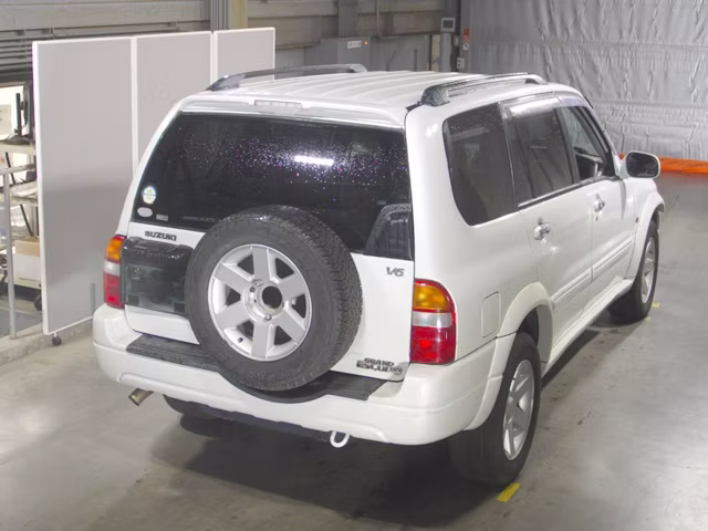 SUZUKI GRAND ESCUDO