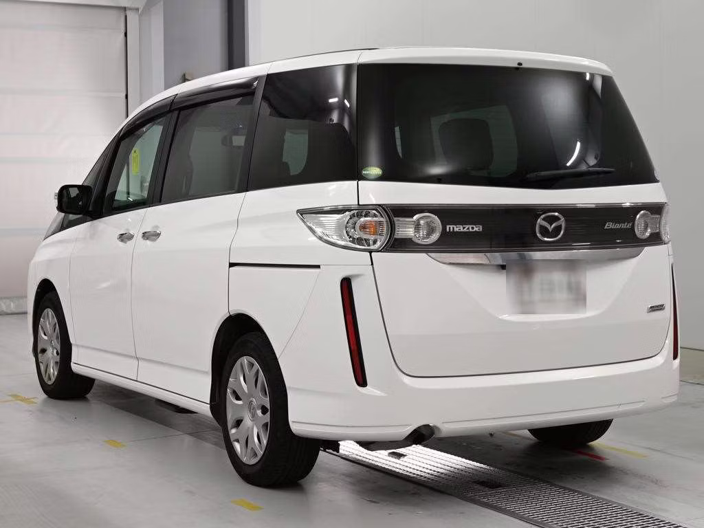 MAZDA BIANTE