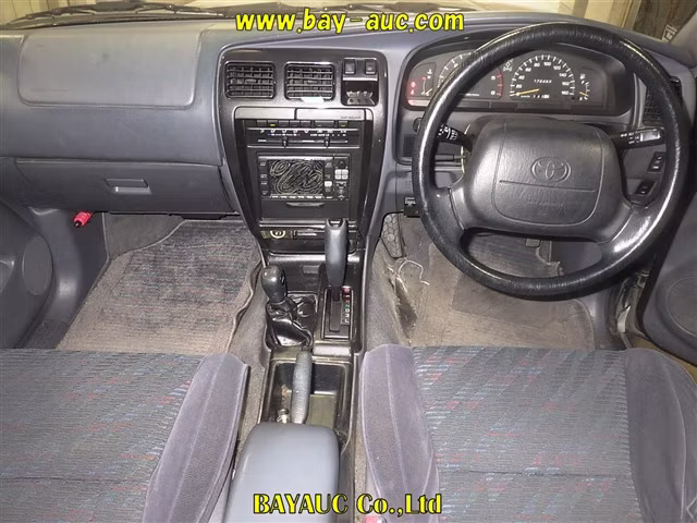 TOYOTA HILUX SURF
