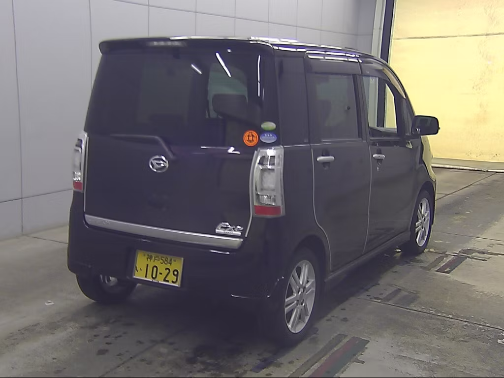 DAIHATSU TANTO EXE