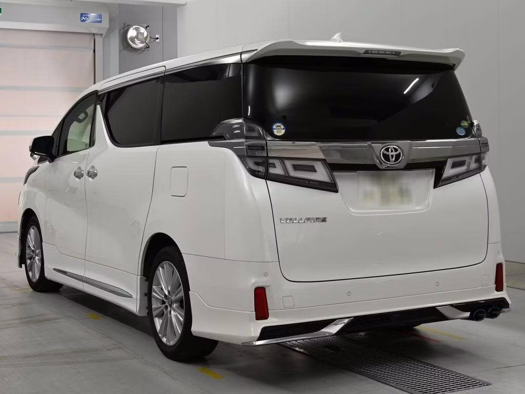 TOYOTA VELLFIRE