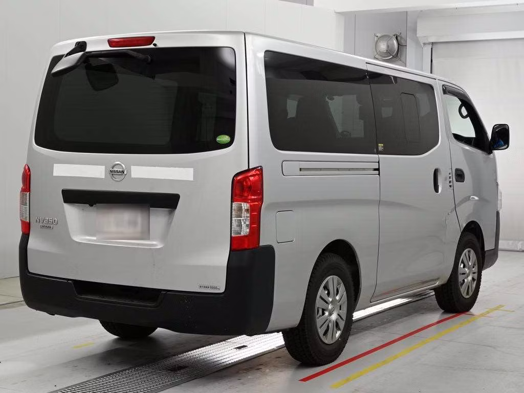 NISSAN NV350 CARAVAN