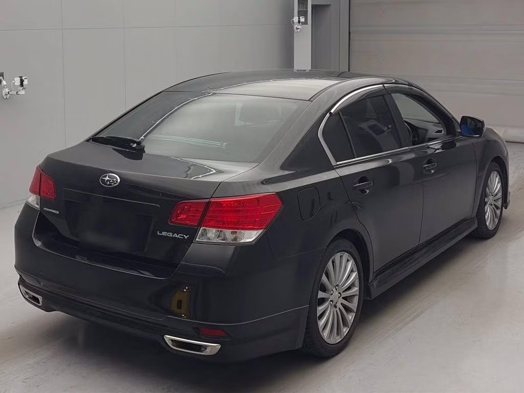 SUBARU LEGACY B4