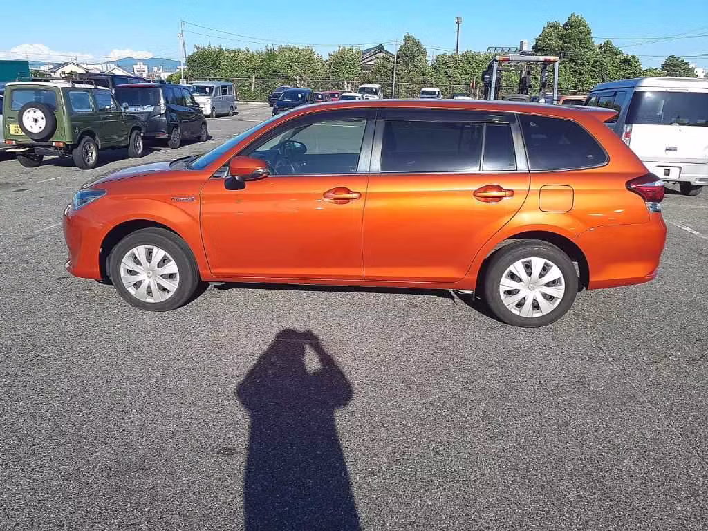 TOYOTA COROLLA FIELDER