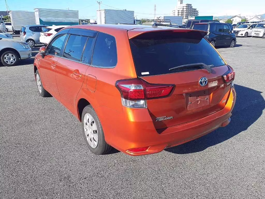TOYOTA COROLLA FIELDER