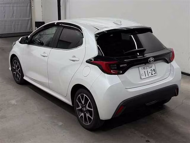 TOYOTA YARIS