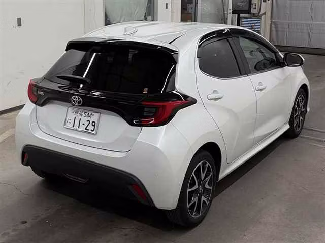 TOYOTA YARIS