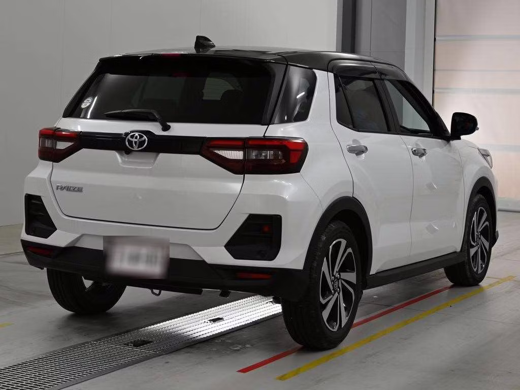 TOYOTA RAIZE