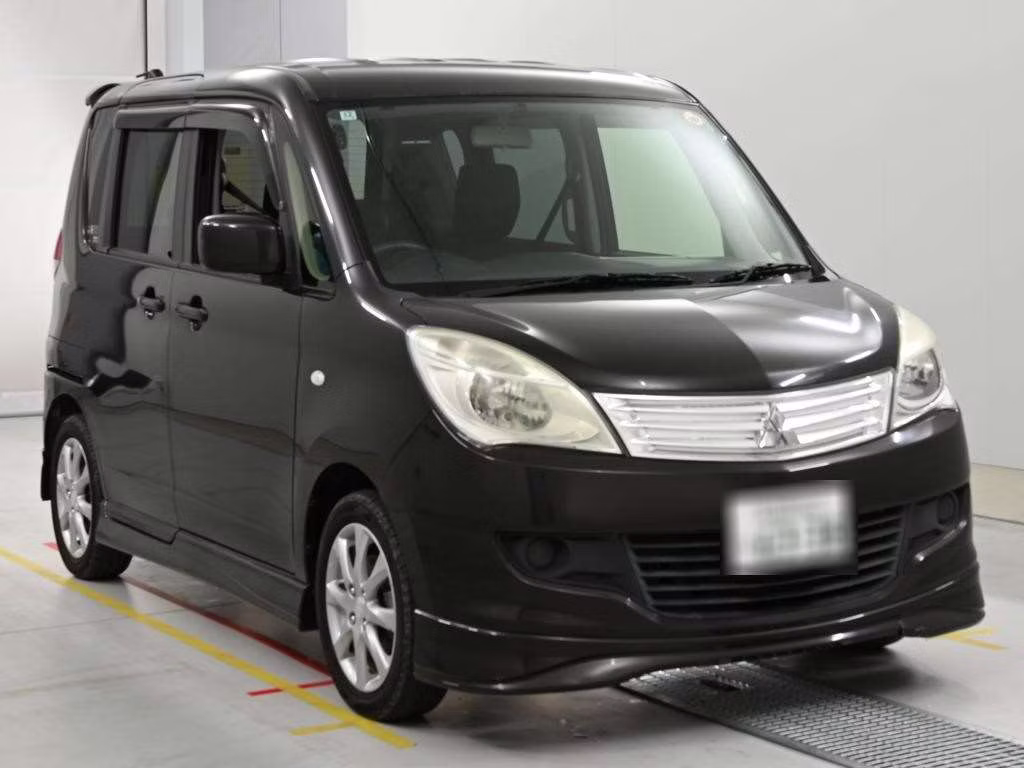 MITSUBISHI DELICA D:2