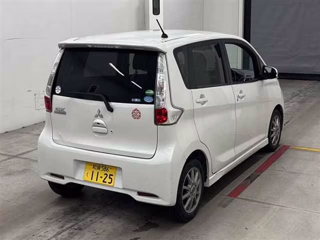 MITSUBISHI EK CUSTOM