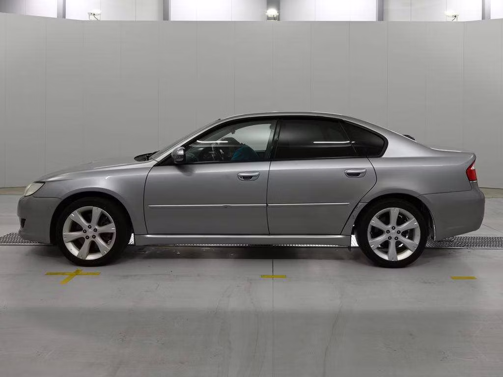 SUBARU LEGACY B4