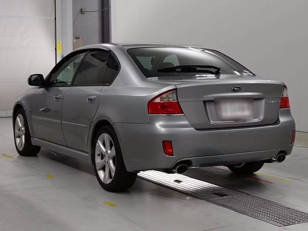 SUBARU LEGACY B4
