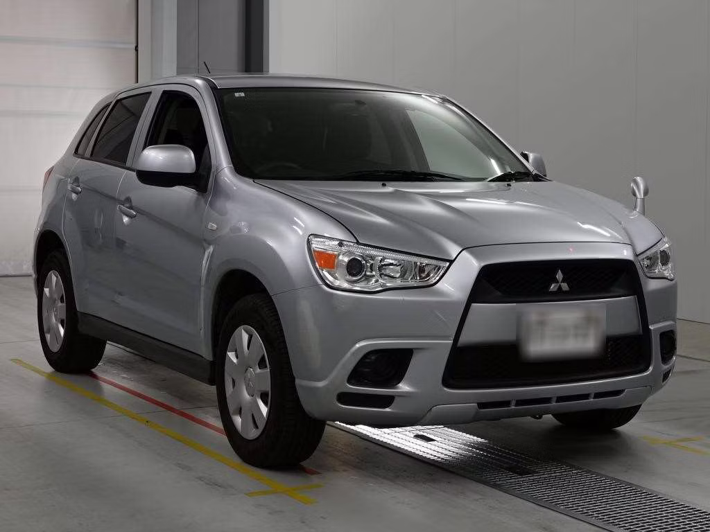MITSUBISHI RVR