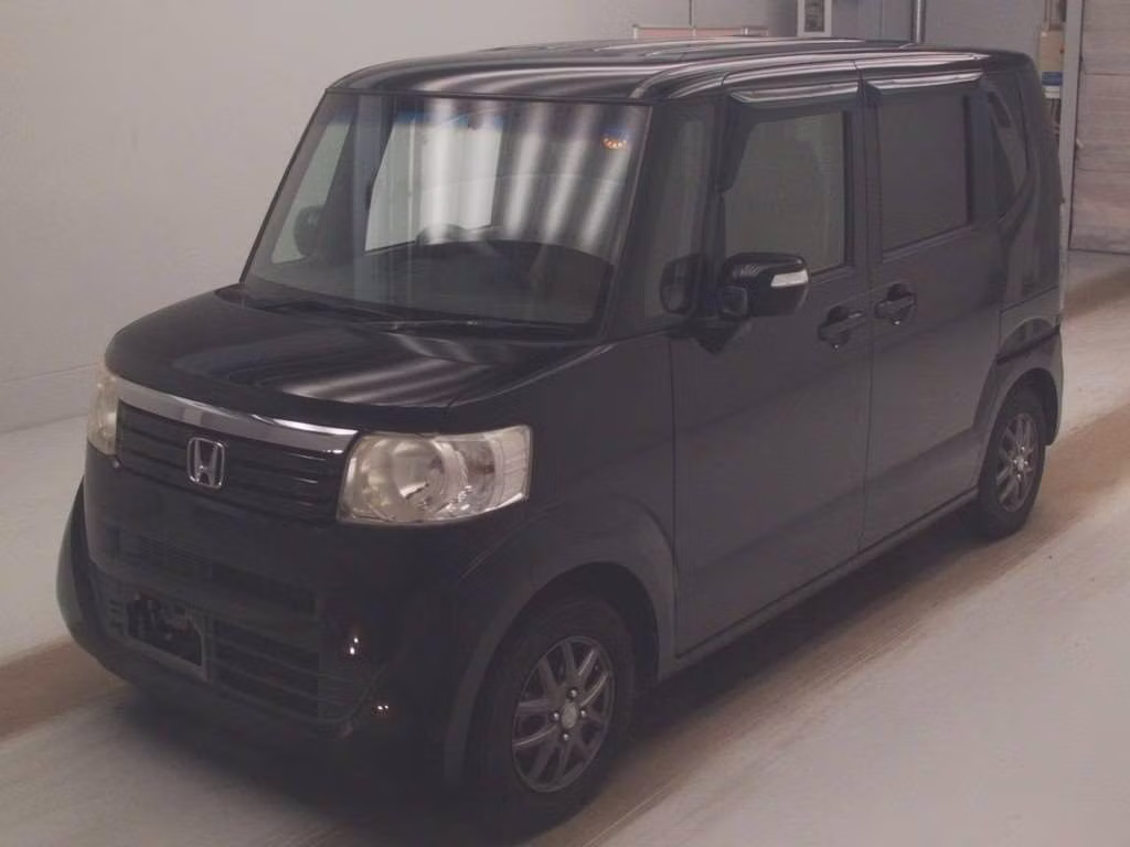 HONDA N-BOX