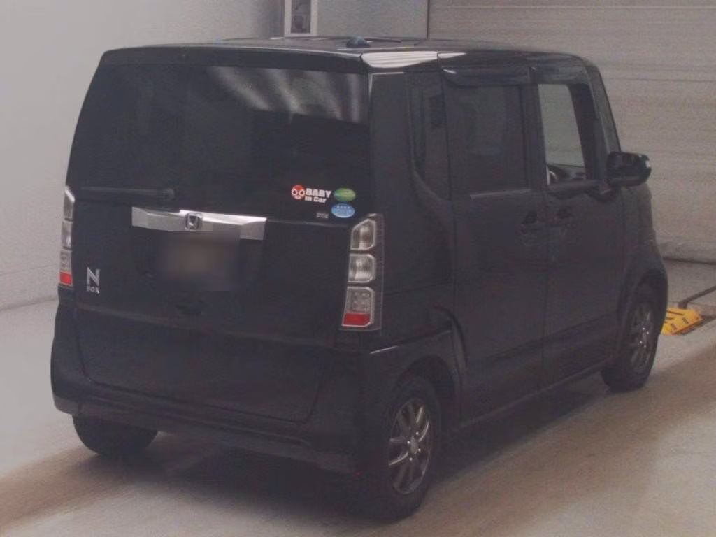 HONDA N-BOX