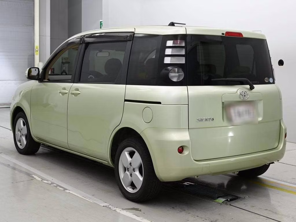 TOYOTA SIENTA