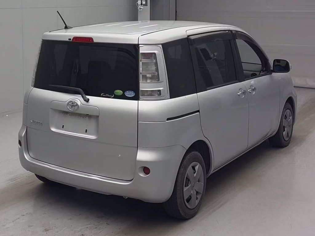TOYOTA SIENTA