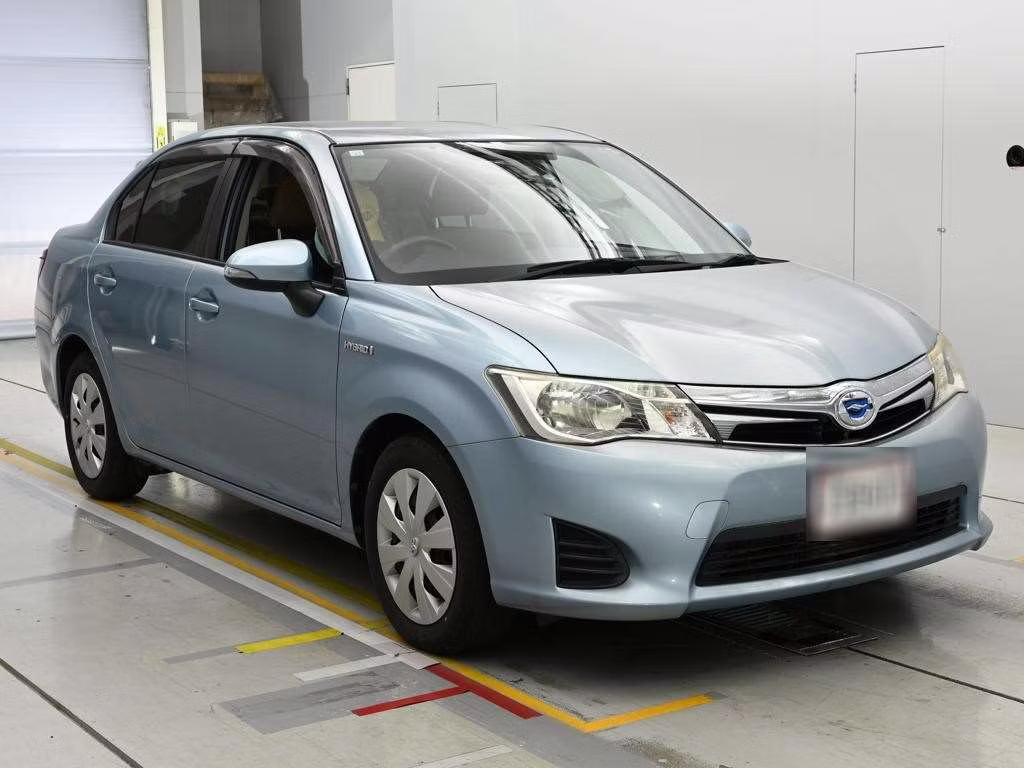 TOYOTA COROLLA AXIO