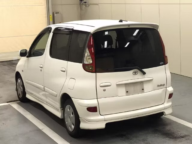 TOYOTA FUNCARGO