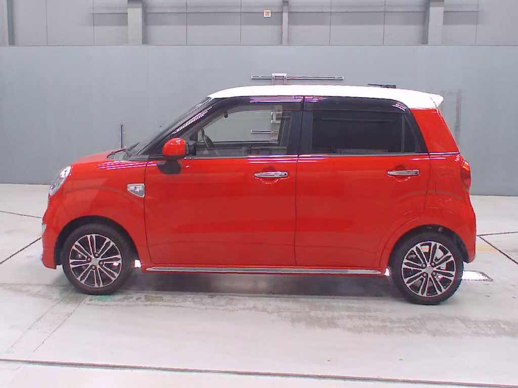 DAIHATSU CAST