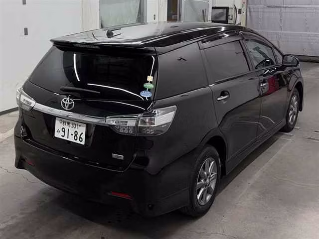 TOYOTA WISH