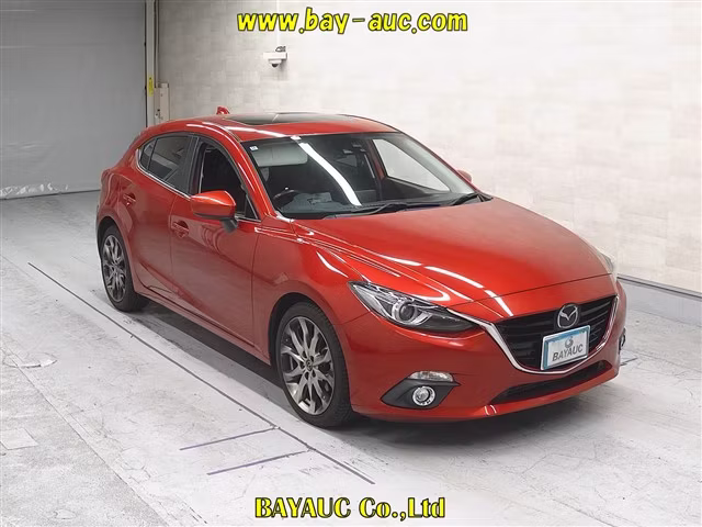 MAZDA AXELA