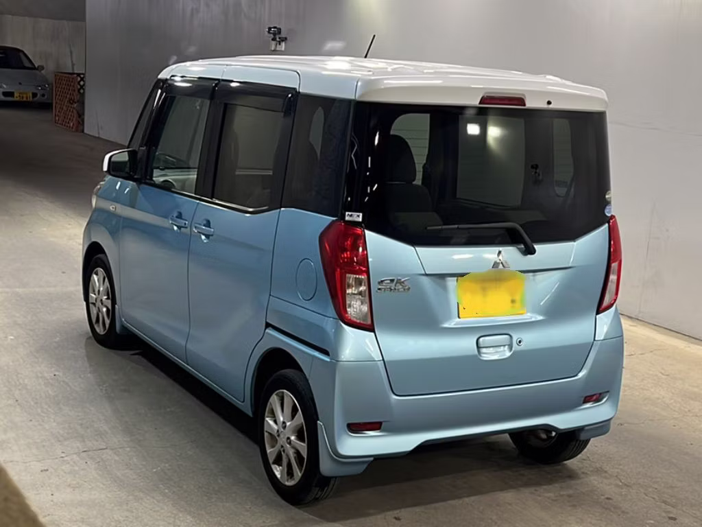 MITSUBISHI EK SPACE