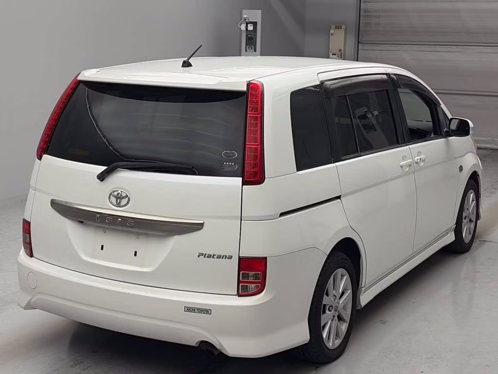 TOYOTA ISIS