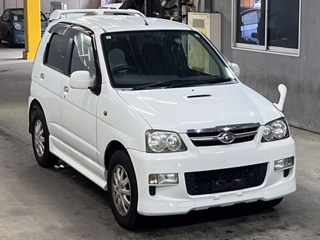 DAIHATSU TERIOS KID