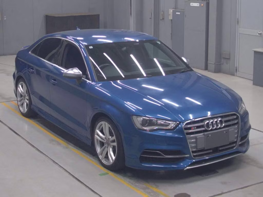 AUDI S3