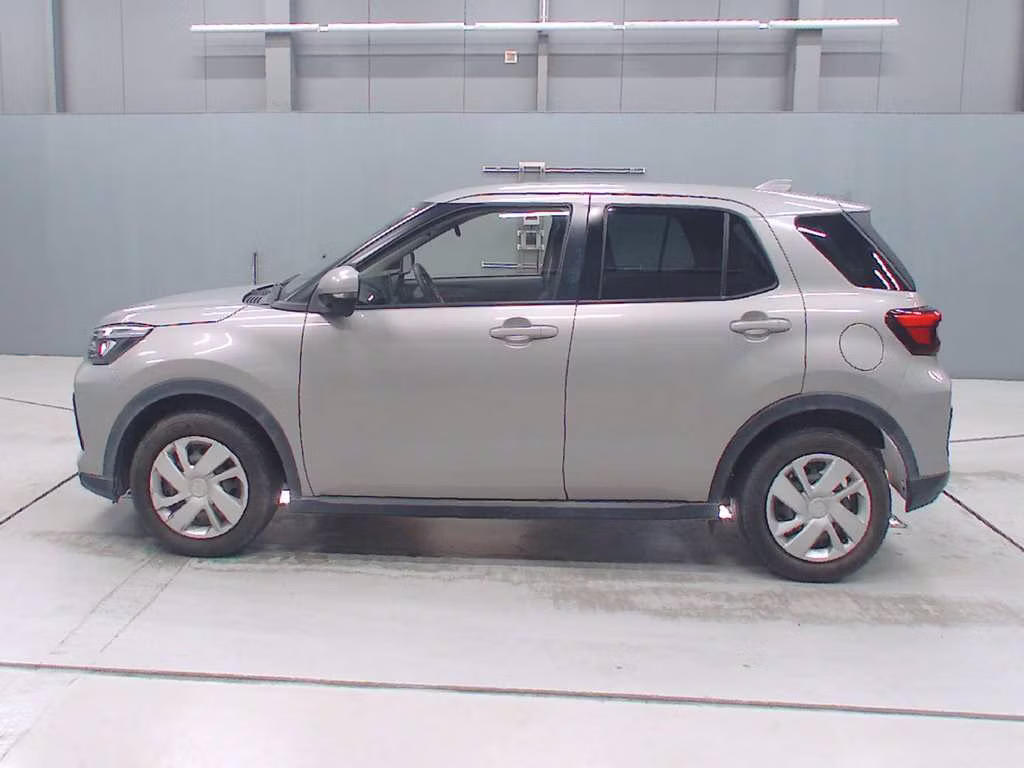 DAIHATSU ROCKY