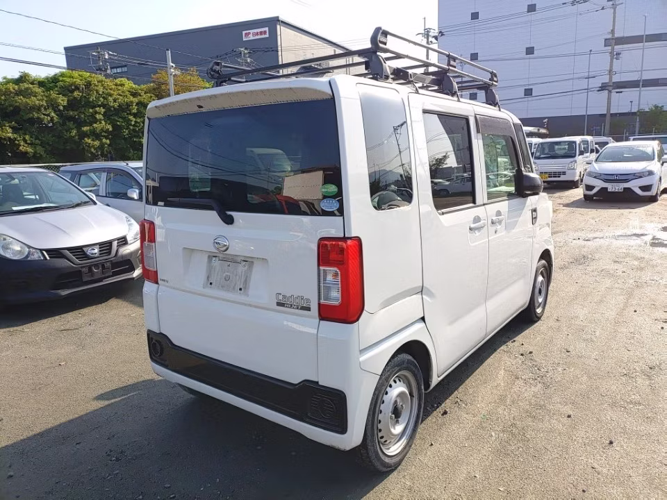 DAIHATSU HIJET CADDIE