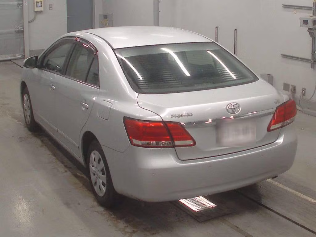 TOYOTA PREMIO