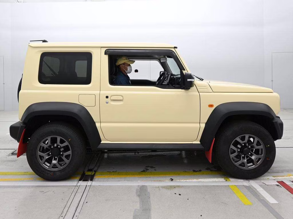 SUZUKI JIMNY SIERRA
