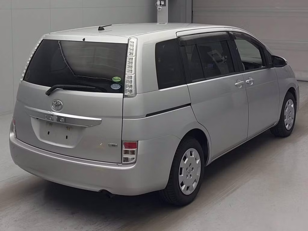 TOYOTA ISIS