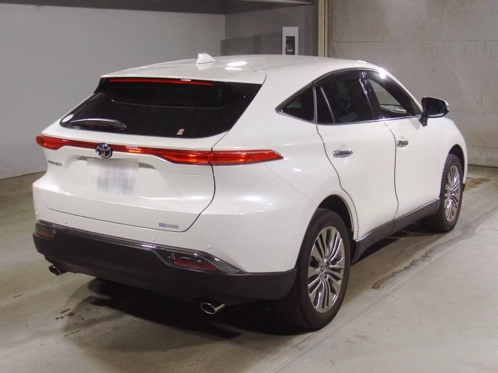 TOYOTA HARRIER