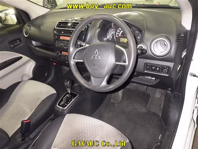 MITSUBISHI MIRAGE