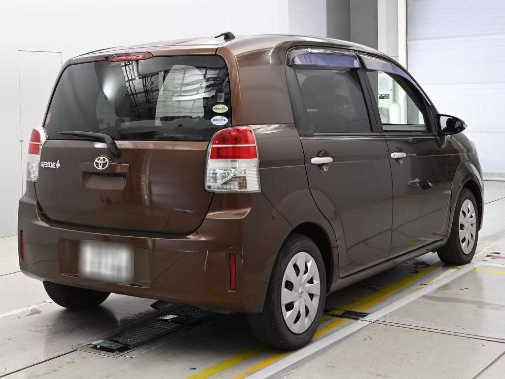 TOYOTA SPADE