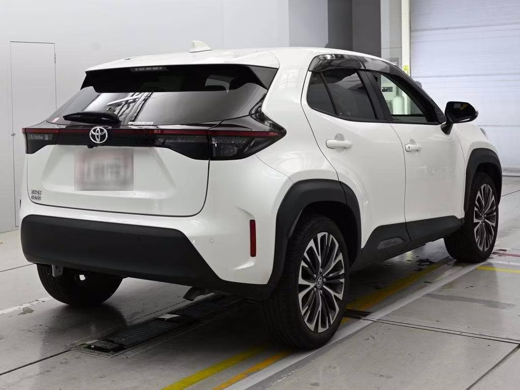 TOYOTA YARIS CROSS