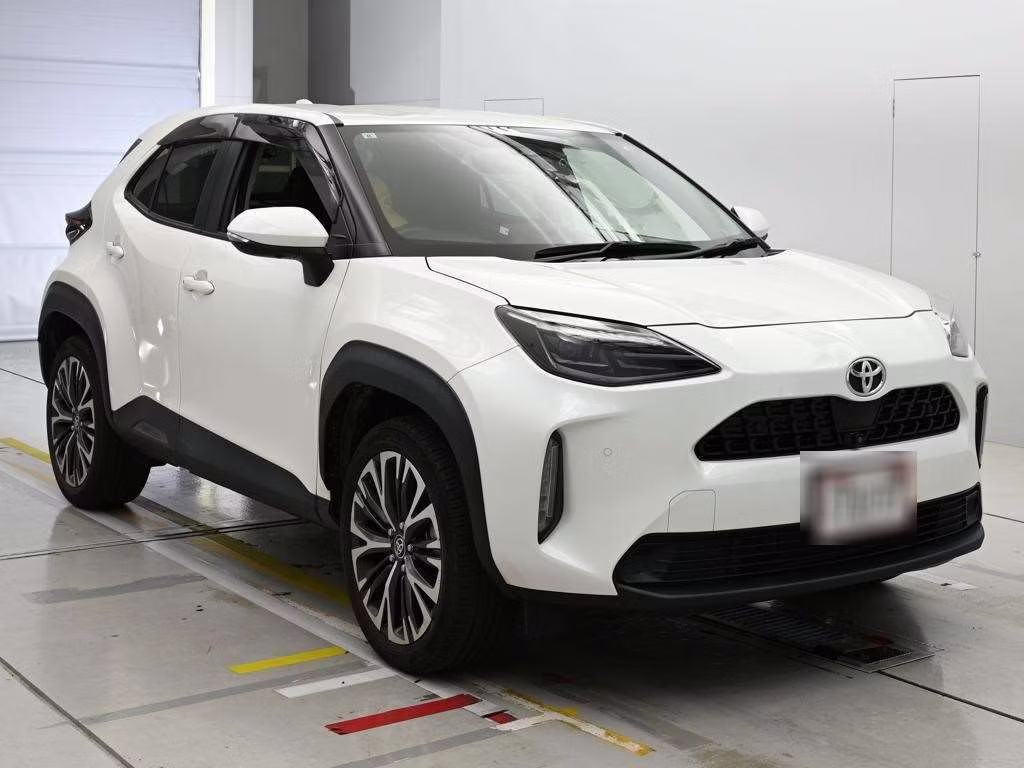 TOYOTA YARIS CROSS