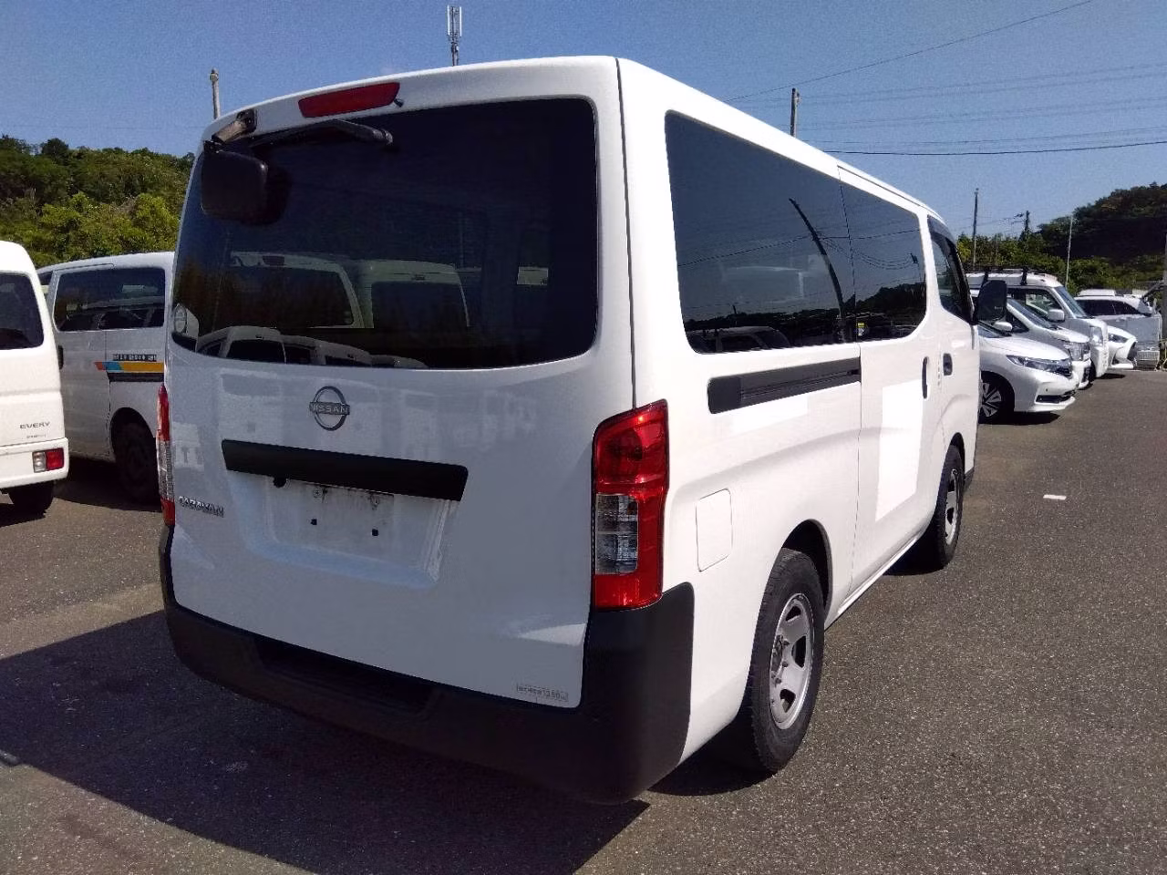 NISSAN CARAVAN