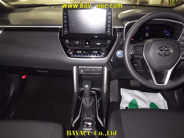 TOYOTA COROLLA CROSS