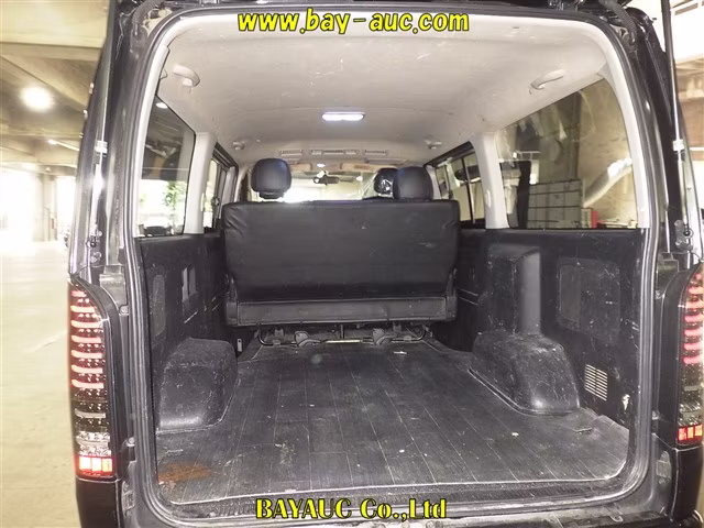 TOYOTA REGIUS ACE
