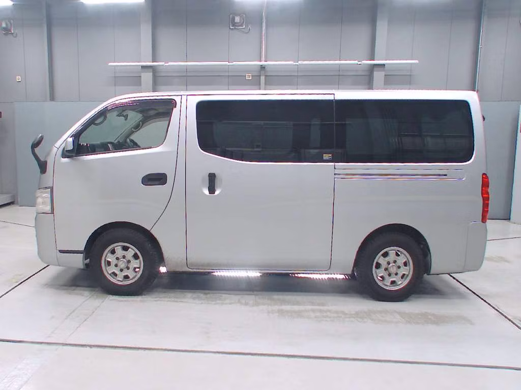 NISSAN NV350 CARAVAN
