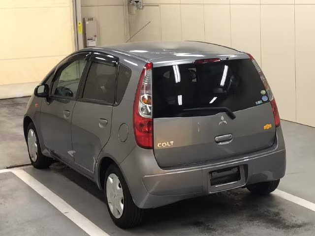 MITSUBISHI COLT