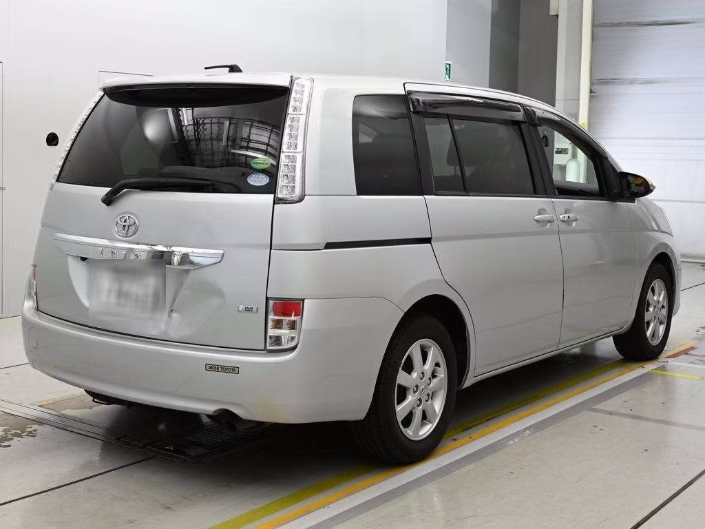 TOYOTA ISIS