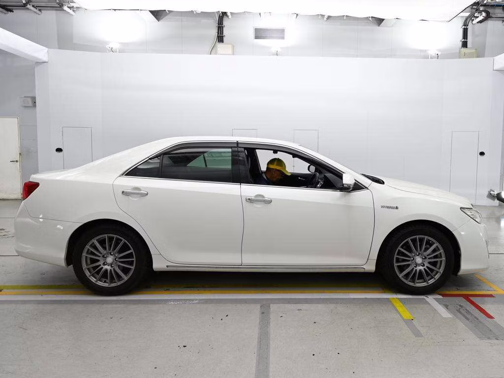 TOYOTA CAMRY