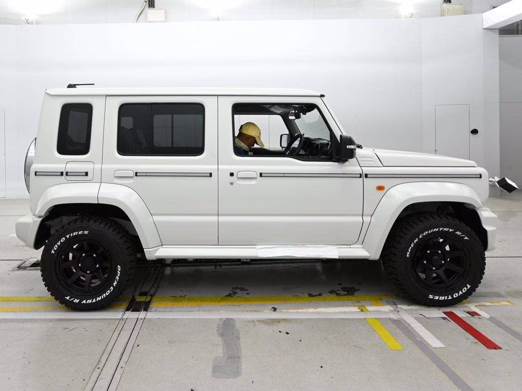 SUZUKI JIMNY