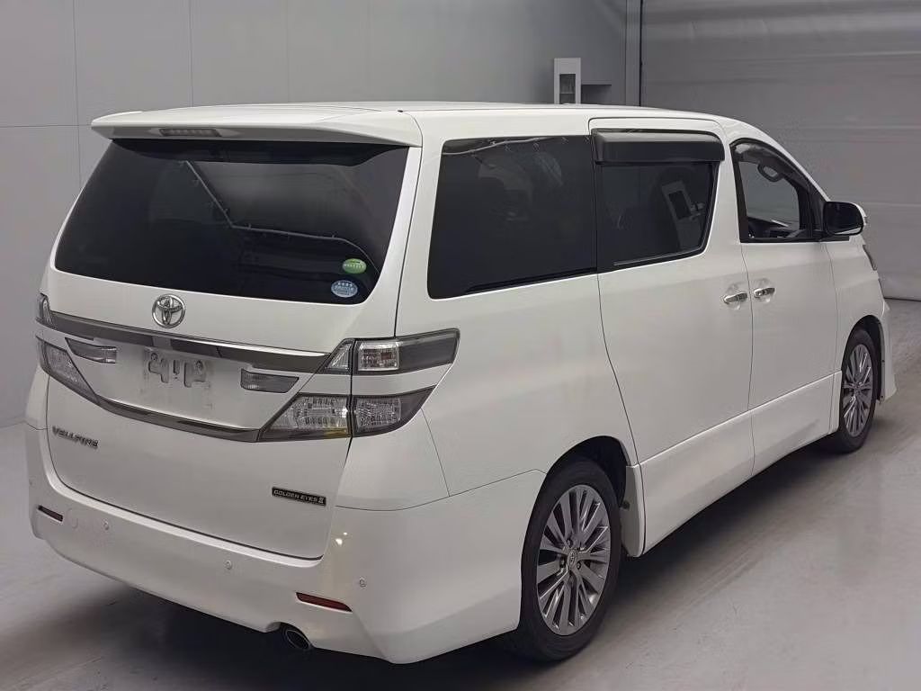 TOYOTA VELLFIRE